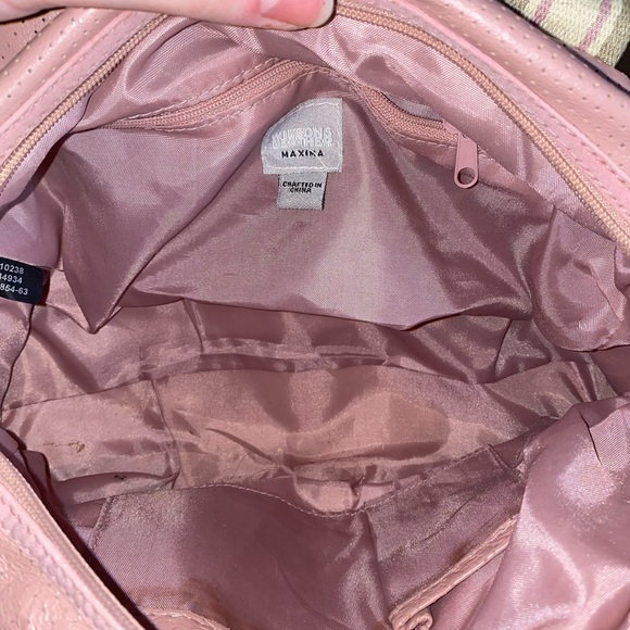 Wilson’s Leather Maxima Pink Purse - Picture 5 of 5
